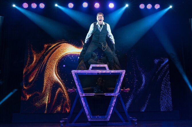 Niagara Falls, Canada: Wild Magic Show Ticket - Is $21 a good price for Niagara Falls?