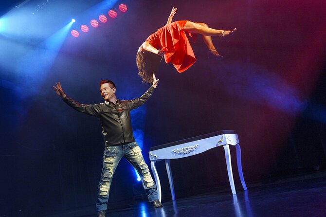 Niagara Falls, Canada: Wild Magic Show Ticket - What happens during the 90-minute performance
