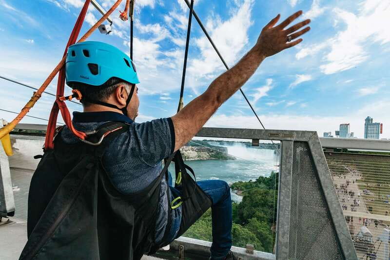 Niagara Falls, Canada: Zipline to The Falls - The 670-meter ride toward the Horseshoe Falls