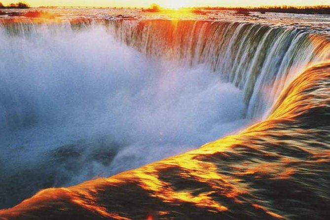 Niagara Falls Canadian Luxury Tour: Boat, Journey, Skylon & Lunch - Skylon Tower for the big picture