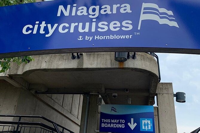 Niagara Falls Day Tour from Toronto Includes Boat Tour and Winery - Niagara City Cruises brings the spray