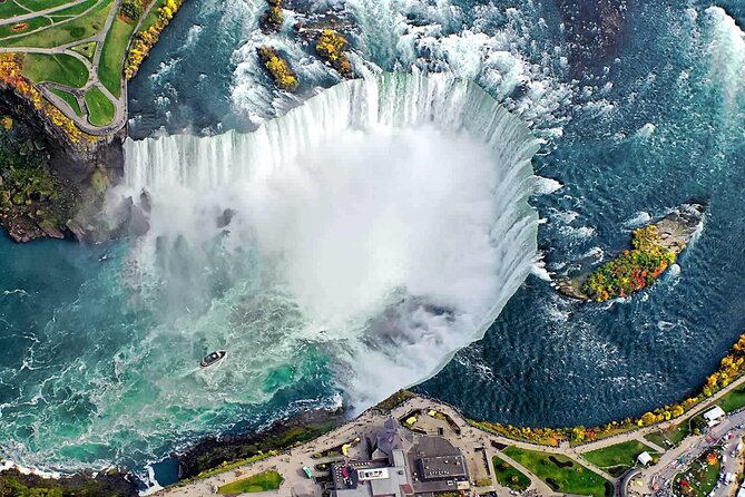Niagara Falls Day Tour from Toronto Includes Boat Tour and Winery - Guides make or break a long coach day