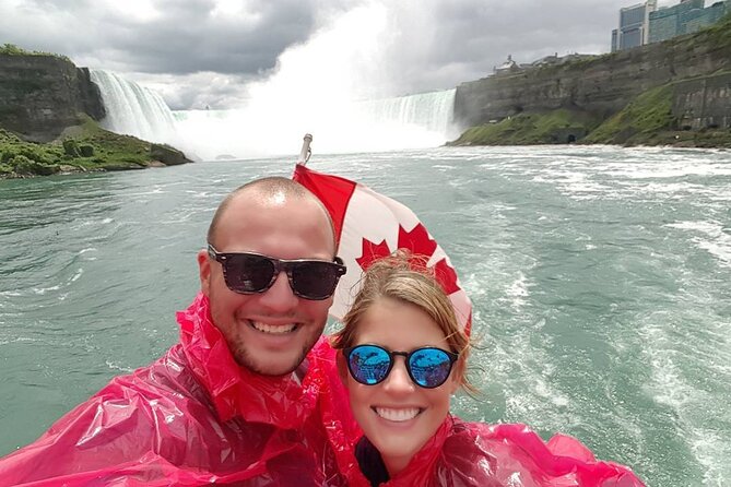 Niagara Falls Day Tour from Toronto with Boat Cruise and Lunch - One hour in Niagara-on-the-Lake
