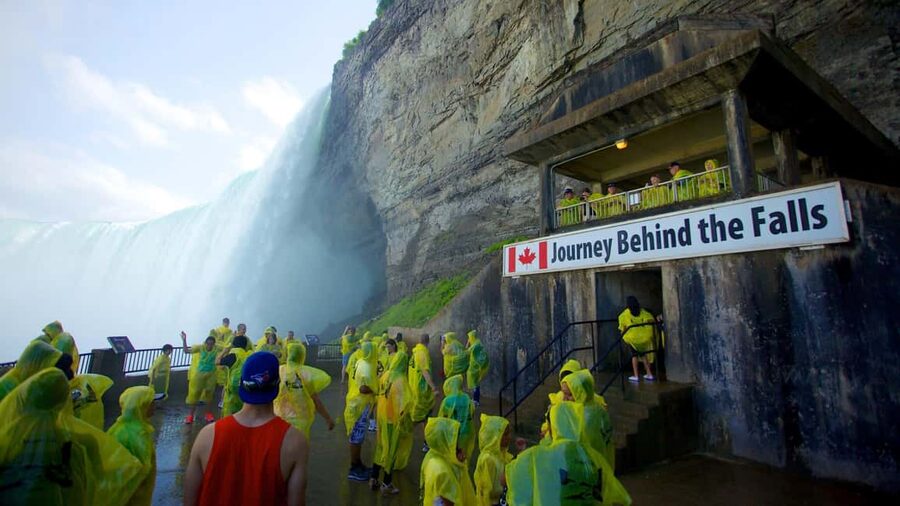 Niagara Falls: Day Tour with Boat & Journey Behind the Falls - What you actually get for $130