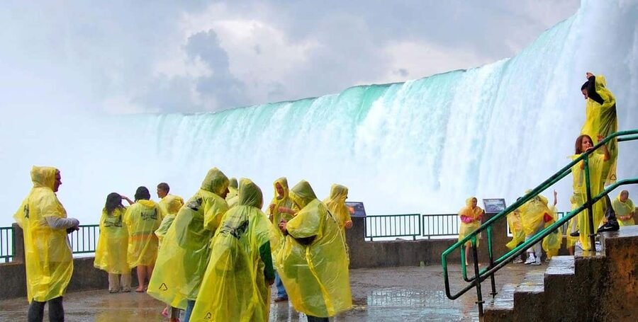 Niagara Falls: Day Tour with Boat & Journey Behind the Falls - Guide quality is the biggest variable