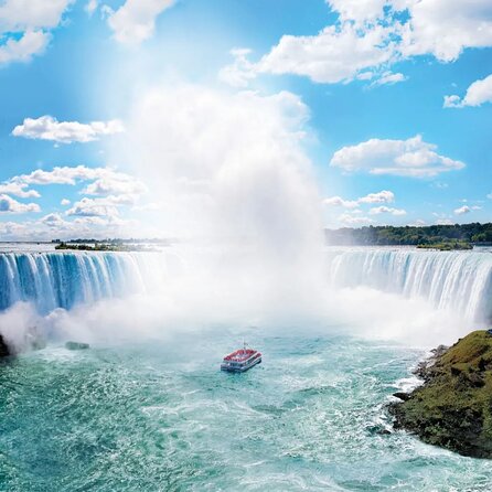 Niagara Falls Eco Walking Tour with Boat Cruise - The Niagara Parkway walk gives the Falls some context