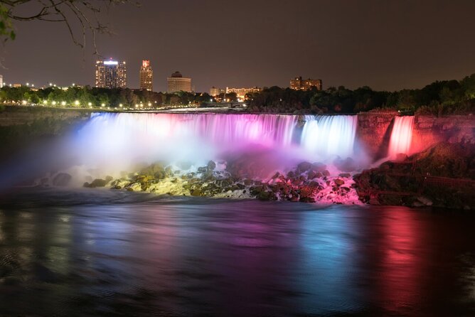 Niagara Falls Evening Tour with Boat, Dinner & Illumination Tower - Getting close on Niagara City Cruises