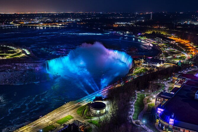 Niagara Falls Festival of Lights Tour from Toronto - Clifton Hill, two hours of bright distractions