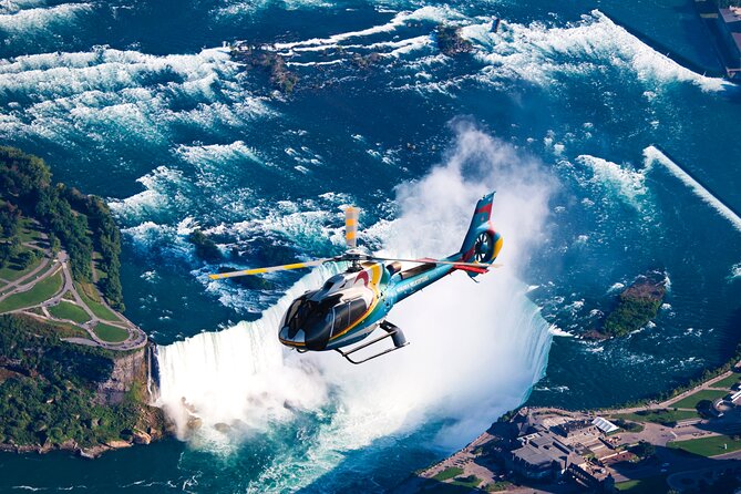 Niagara Falls from Toronto: Skip-the-Line Boat & Skylon Tower - Three hours near Niagara Falls, with a catch