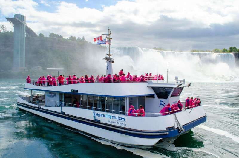 Niagara Falls from Toronto: Skip-the-Line Boat, Tower & JBF - Leaving Toronto in a reclining seat