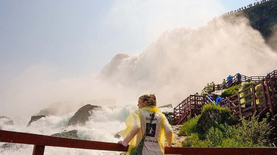 Niagara Falls: Premium Tour, Boat & Journey Behind the Falls - Whirlpool Rapids and the Floral Clock