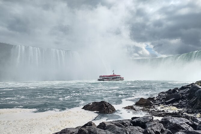 Niagara Falls Private Custom Tour from Toronto Area - Feeling the spray on the Niagara boat ride
