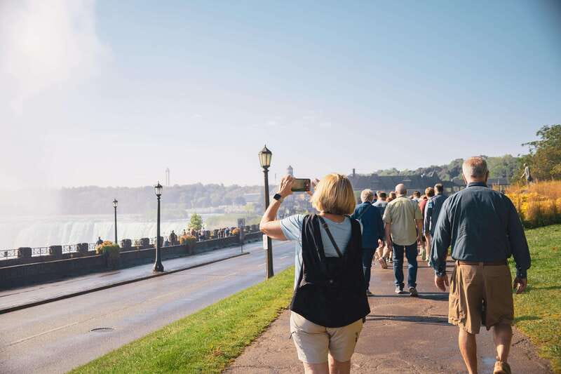 Niagara Falls Tour: Boat Ride, Journey Behind Falls and more - What makes this Niagara Falls tour worth considering