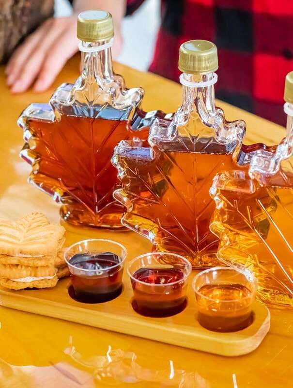 Niagara Falls Tour from Toronto with Optional Boat Cruise - Maple Leaf Place brings in Canadian flavors