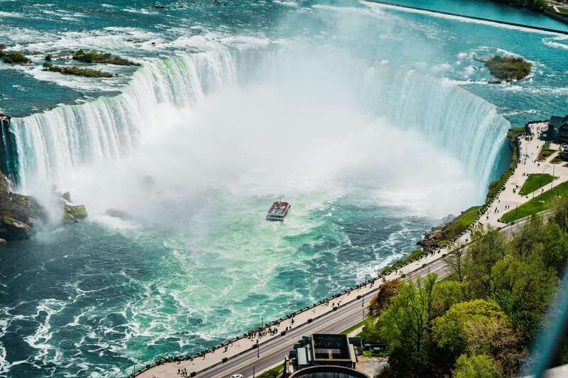 Niagara Falls Tour with Skip the Ticket Line Boat Cruise - The ride back to Toronto