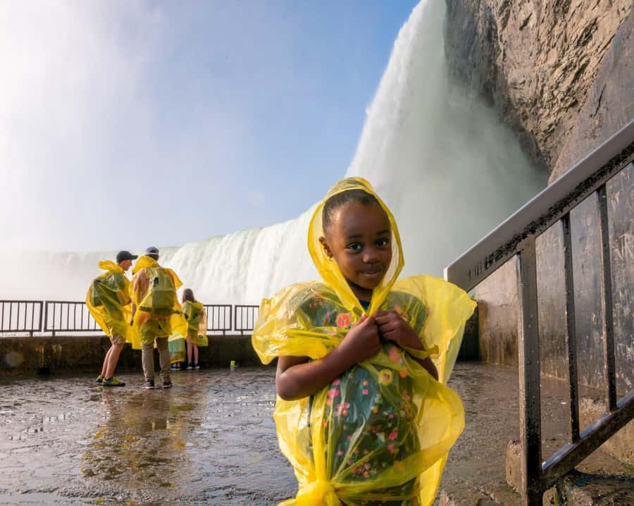 Niagara Falls Tour with Skip the Ticket Line Boat Cruise - Seeing the Falls from Table Rock