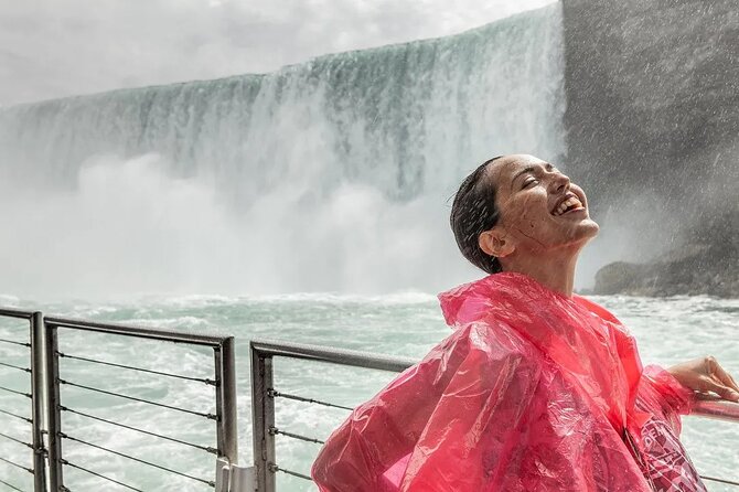 Niagara Falls Walk and Cruise: A Canadian Side Experience - A short tour with Niagara’s biggest sights