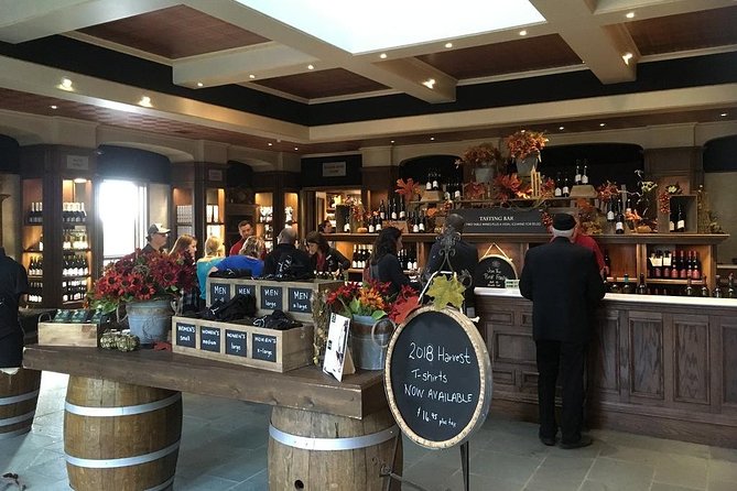 Niagara-on-the-Lake Small Group Wine Tour with Picnic Lunch - What you will not get: a full Niagara-on-the-Lake visit