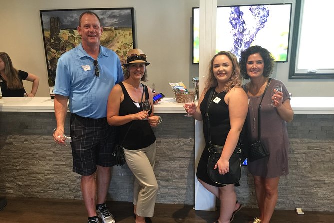 Niagara-on-the-Lake Wine Aft Tour with Cheese from Niagara Falls - Pickup From Niagara Falls Or Niagara-on-the-Lake