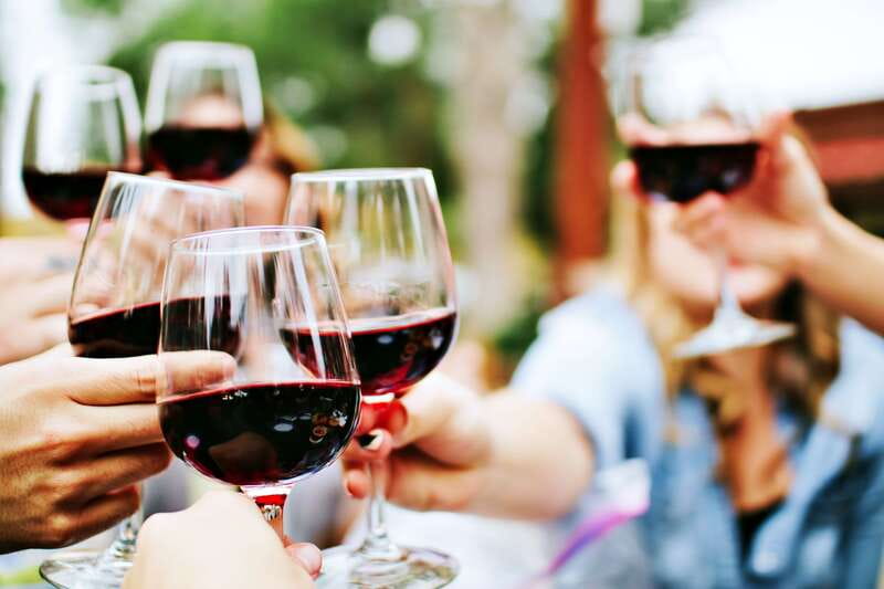 Niagara-on-the-Lake: Wine & Charcuterie Tour with Tastings - Who will enjoy this day most