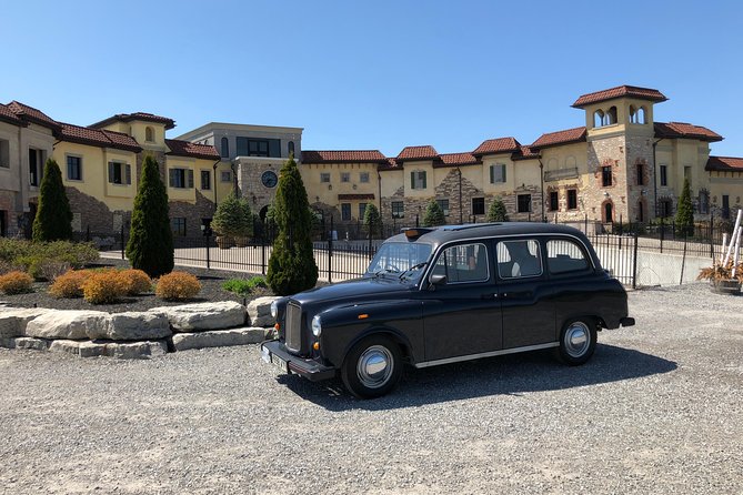 Niagara-on-the-Lake Wine Tour with Lunch -Private Tour in Classic English Cab - Caroline Cellars offers a family-farm feel