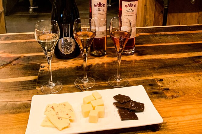 Niagara's Decadent Sparkling and Icewine Tasting - Key points to know before you go