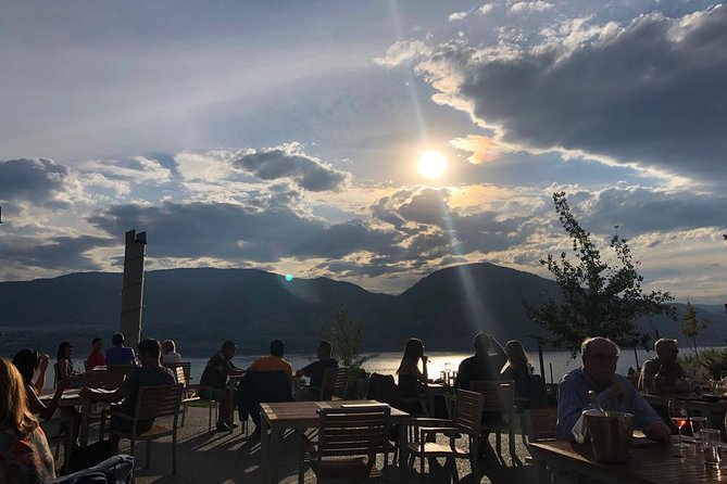 Okanagan Private Wine Tour In Your Own Vehicle - Why a private Okanagan wine day works well