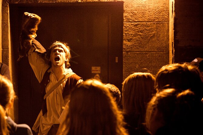 Old Montreal Ghost Walking Tour - History with a lighter touch