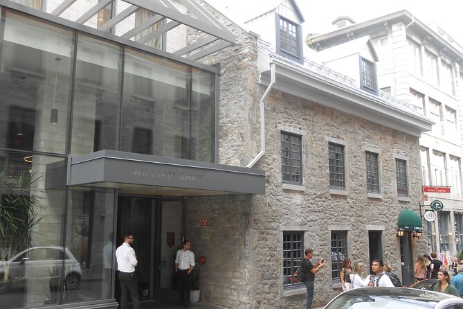 Old Montreal self-guided walking tour & scavenger hunt - Notre-Dame-de-Bon-Secours and Bonsecours Market