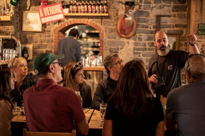 Old Quebec City Food Tour with 10+ Autentic Local Tastings - La Bûche starts with classic Québec comfort food