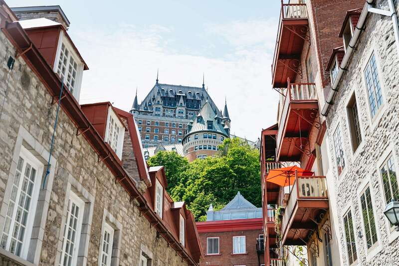 Old Quebec City: Grand Walking Tour with Private Option - Old Quebec, City Hall, and the Seminary