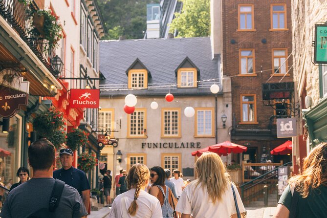 Old Quebec Classique Walking Tour with Funicular - The funicular: a short ride with real practical value