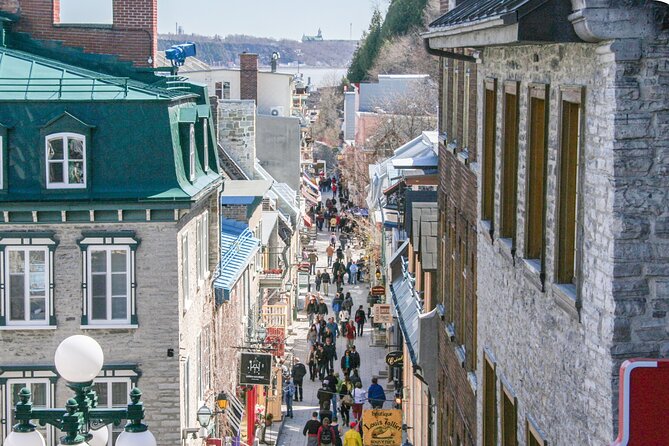 Old Quebec Scavenger Hunt and Highlights Self Guided Audio Tour - How the Old Quebec scavenger hunt works