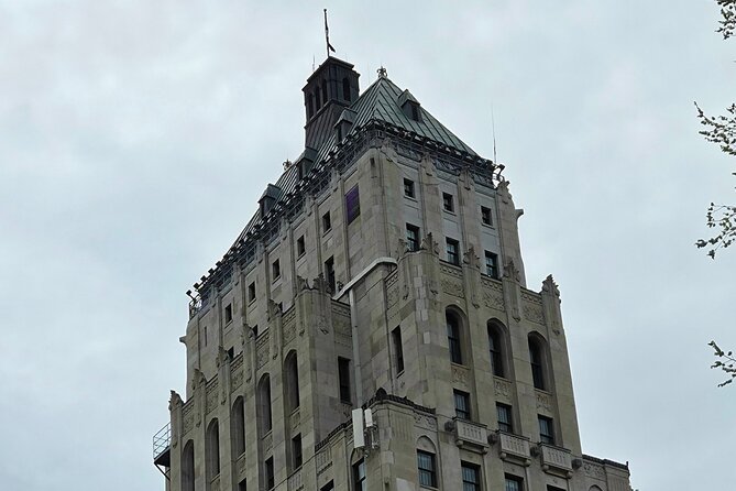 Old Quebec Walking Tour with a Certified Local Guide - Château Frontenac and Terrasse Dufferin
