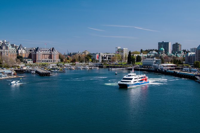 One-Way High-Speed Passenger Ferry: Victoria, BC to Seattle, WA - Luggage, timing, and border details