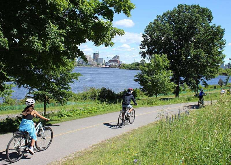 Ottawa: 4-Hour Bike Rental - Museum of History and the Ottawa River connection