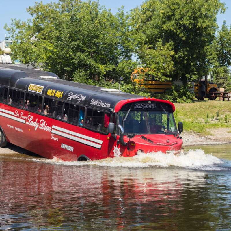 Ottawa: Bilingual Guided City Tour by Amphibious Bus - Views toward Gatineau and Quebec