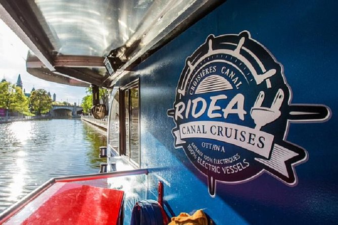 Ottawa Boat Cruise - Rideau Canal Cruise - The guides make or break the 90 minutes