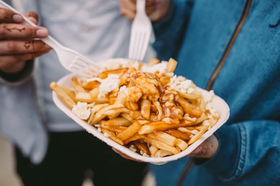 Ottawa: ByWard Market Food Tour with 7 Local Tastings - Meeting at Major’s Hill Park with one useful tip
