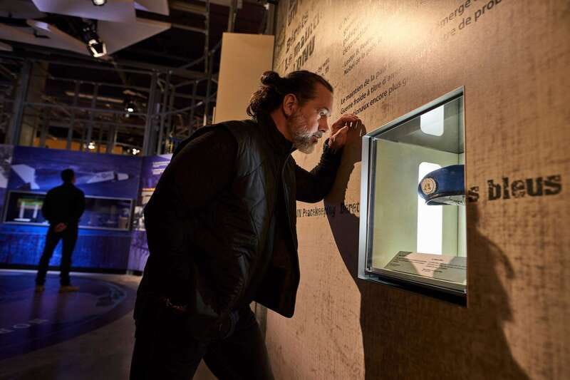 Ottawa: Canadian War Museum Admission - Memorial Hall asks you to stop