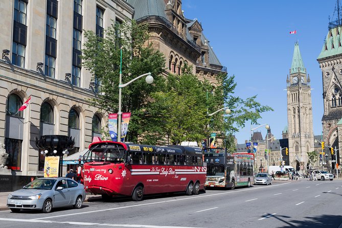Ottawa City Tour by Land and Water - The guide can make or break the ride
