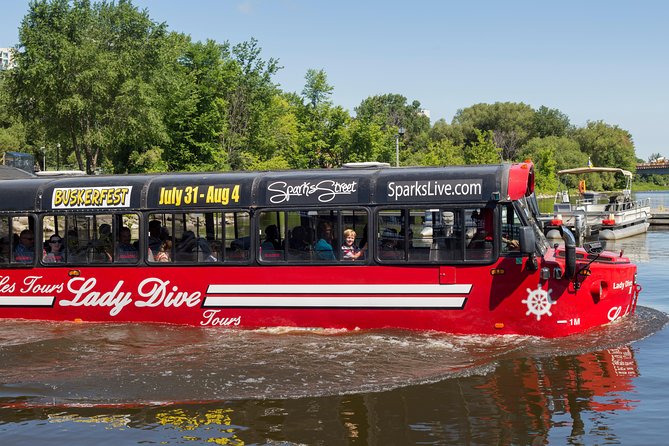 Ottawa City Tour by Land and Water - Starting at 44 Sparks Street
