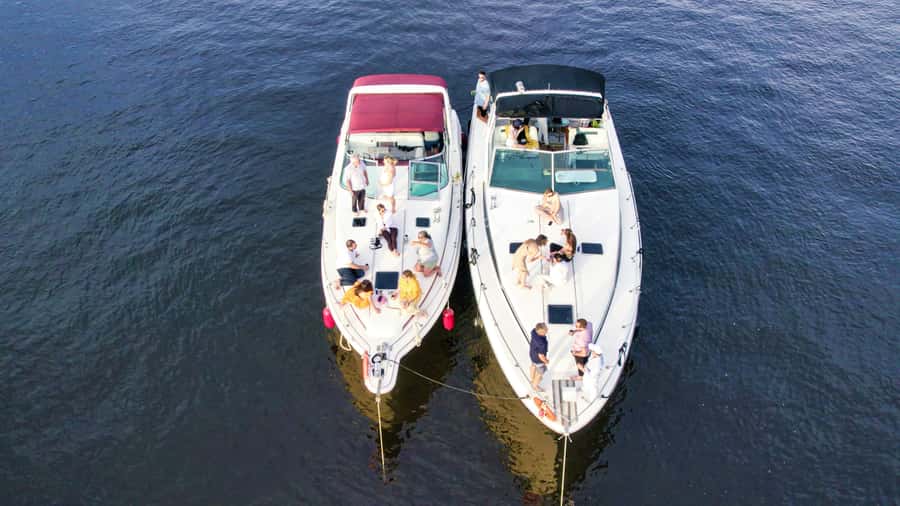 Ottawa: Downtown Yacht Cruise - Wed-Sun @ 6PM - 75 Minutes - What this Ottawa yacht cruise is really about