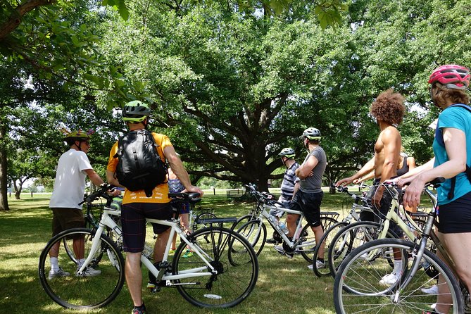 Ottawa Highlights 3.5 Hour Bike Tour - Starting beside Parliament at 65 Sparks Street