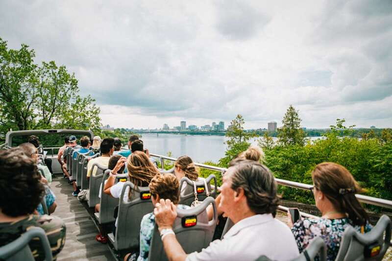 Ottawa: Hop-On Hop-Off Guided City Tour Pass - Key points to know before boarding