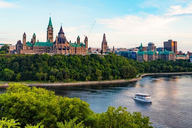 Ottawa Premium Night Driving Tour with River Cruise - Seeing Ottawa from the van after dark