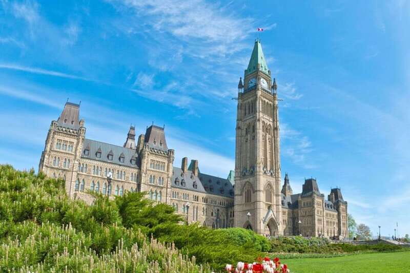 Ottawa: Private Custom Tour with a Local Guide - Building your route before the meeting