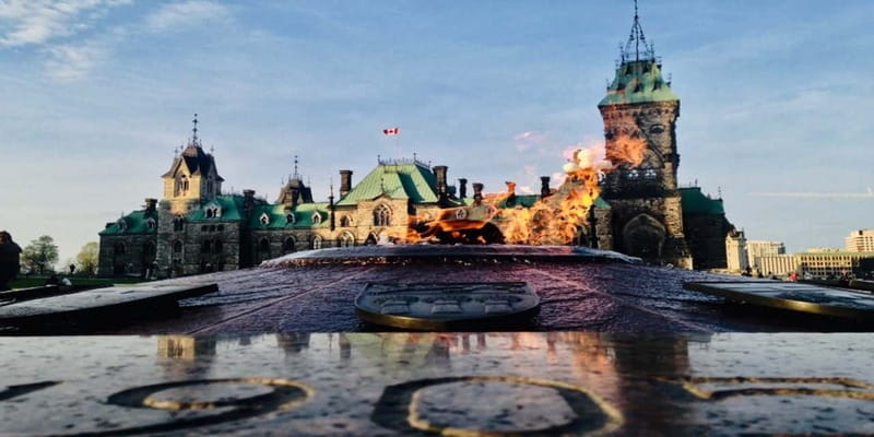 Ottawa: Small-Group Walking Tour with Boat Cruise - Should you book it?