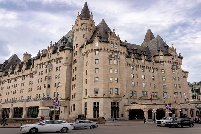 Ottawa Small Group Walking Tour with Cruise and Art Gallery - The National Gallery option