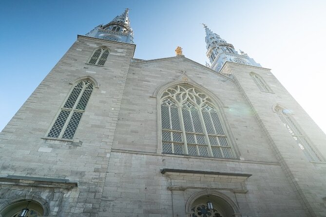 Ottawa Small Group Walking Tour with Cruise and Art Gallery - Guide quality and the value of a small group